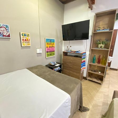 Apartarstudio Muy Bien Ubicado, Cercano A Todo!! Cali Exteriör bild
