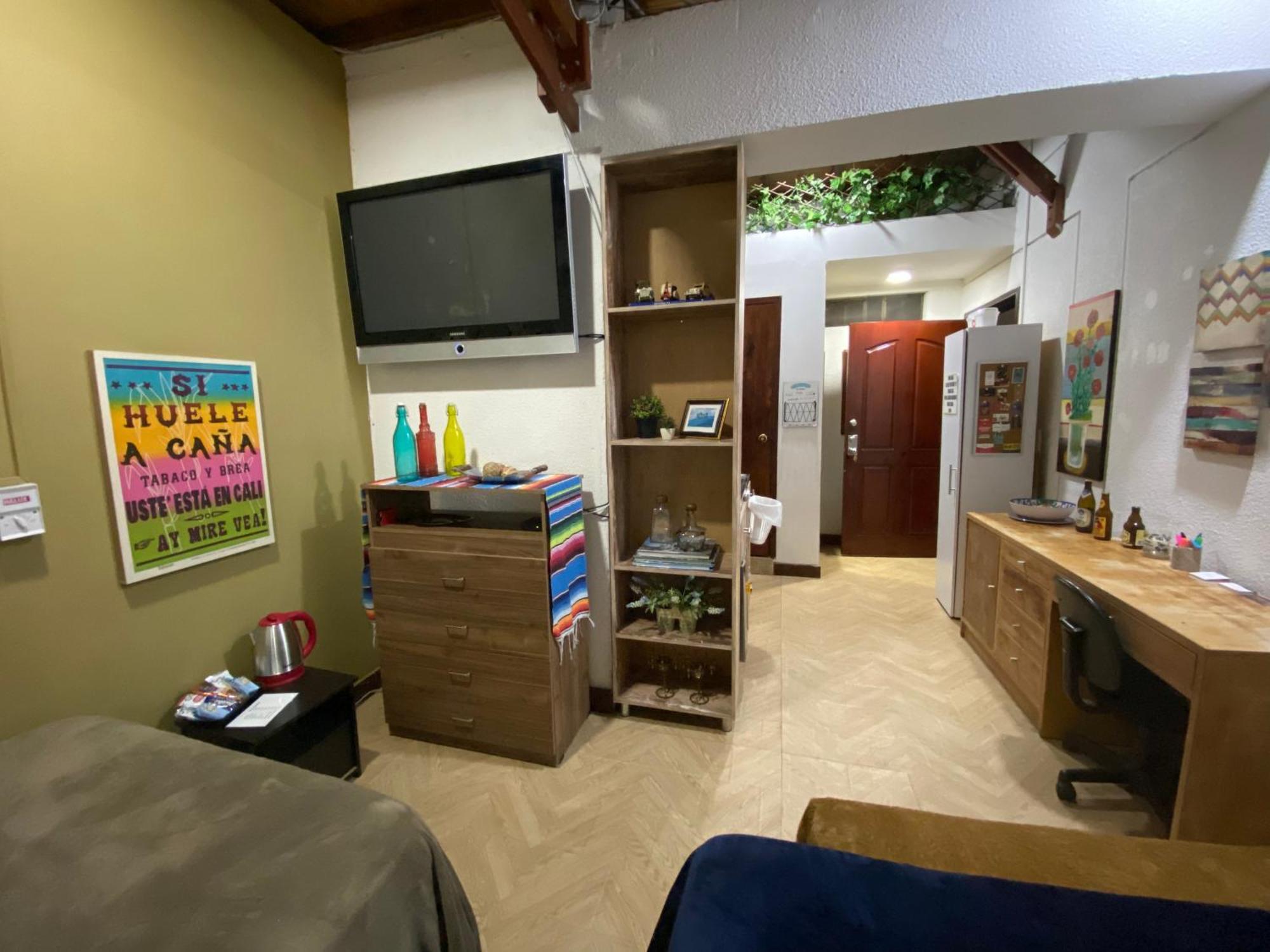 Apartarstudio Muy Bien Ubicado, Cercano A Todo!! Cali Exteriör bild